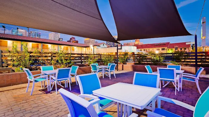 Downtown Phoenix Hotel 5