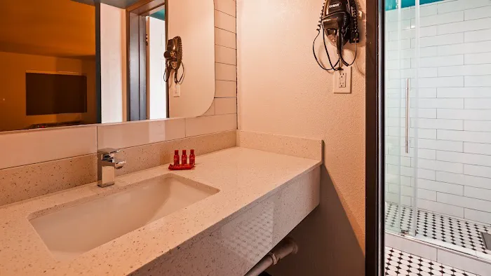Downtown Phoenix Hotel 5