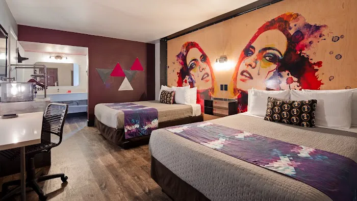 Downtown Phoenix Hotel 5