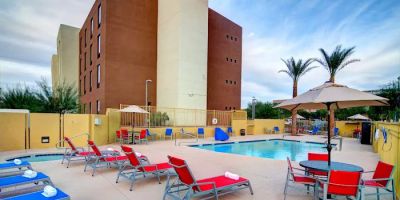 Holiday Inn Express & Suites Phoenix North - Scottsdale by IHG
