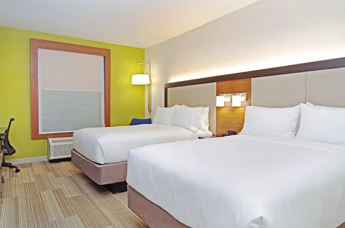 Holiday Inn Express & Suites Phoenix North - Scottsdale by IHG 5