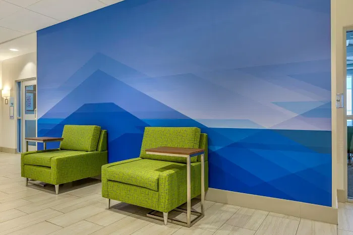 Holiday Inn Express & Suites Phoenix Dwtn - State Capitol by IHG 5