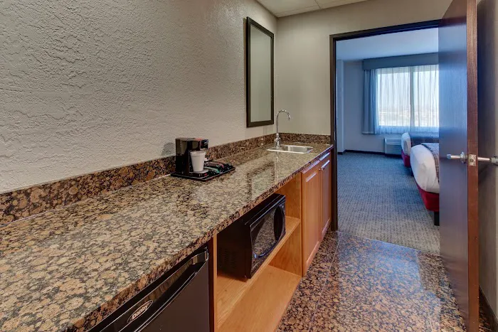 Drury Inn & Suites Phoenix Happy Valley 5
