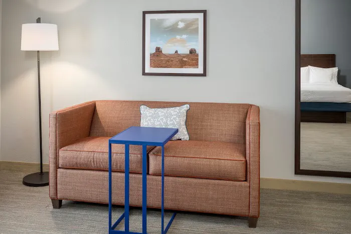 Holiday Inn Express & Suites Phoenix North - Happy Valley 5