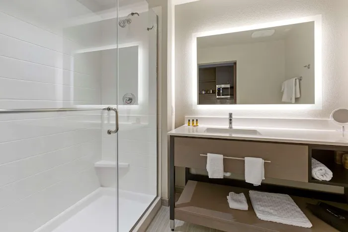 Best Western Plus Executive Residency Phoenix North Happy Valley 5