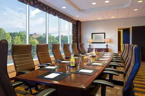 Sheraton Inner Harbor Hotel 4