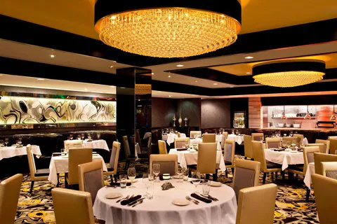 Sheraton Inner Harbor Hotel 4