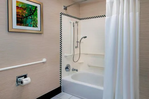 Fairfield Inn & Suites Baltimore Downtown/Inner Harbor 4