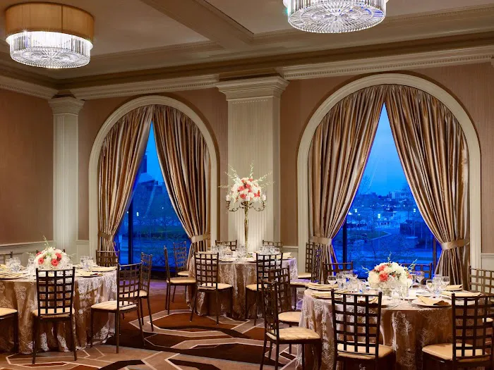 The Royal Sonesta Harbor Court Baltimore 4