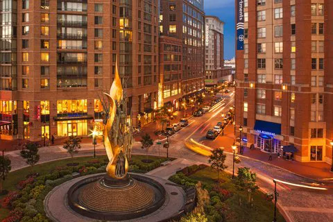 Courtyard Baltimore Downtown/Inner Harbor 4