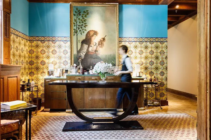 The Ivy Hotel 4