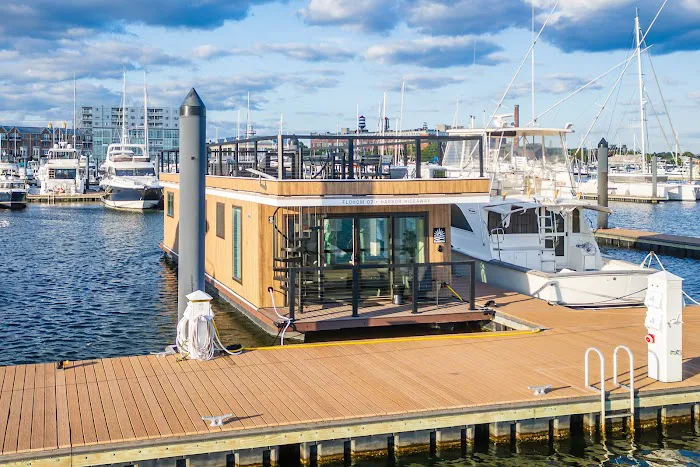 FLOHOM 7 | Harbor Hideaway 4