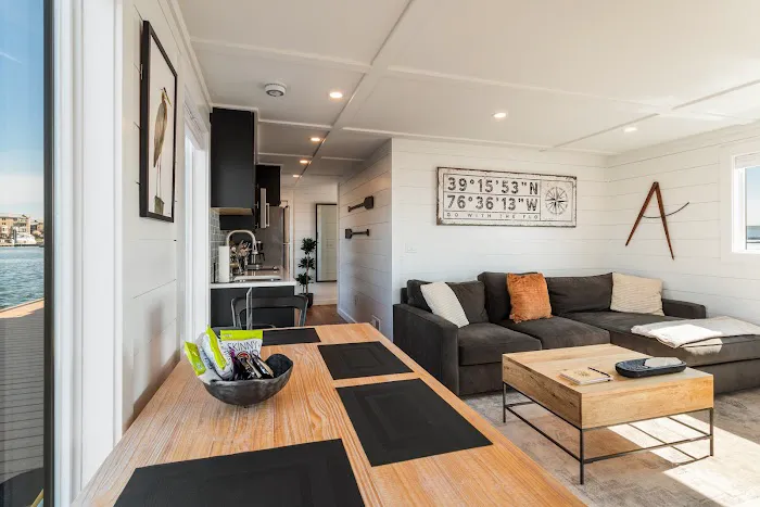 FLOHOM 2 | Modern Charm 3