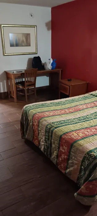 Executive Inn 4
