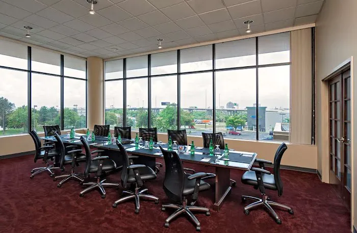 Best Western Plus Hotel & Conference Center 4