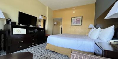 Best Western Plus Hotel & Conference Center