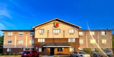 Super 8 by Wyndham Baltimore/Essex Area