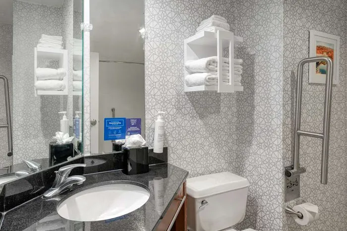 Hampton Inn Baltimore/White Marsh 4