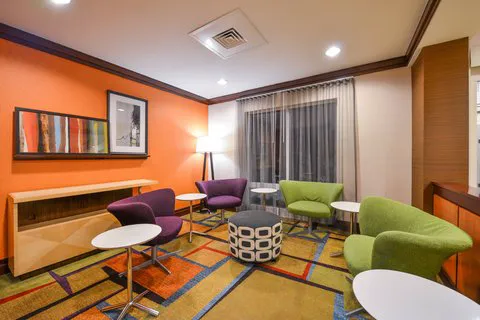 Fairfield Inn & Suites White Marsh 4