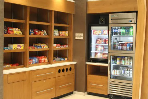 Inn at The Colonnade Baltimore - a DoubleTree by Hilton Hotel 4