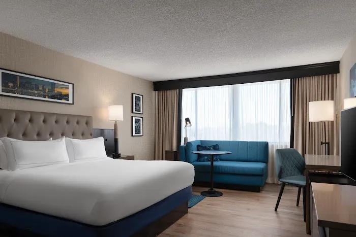 DoubleTree by Hilton Hotel Baltimore North - Pikesville 4