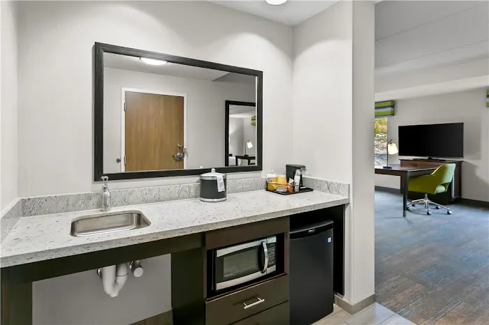 Hampton Inn & Suites Baltimore/Woodlawn 5