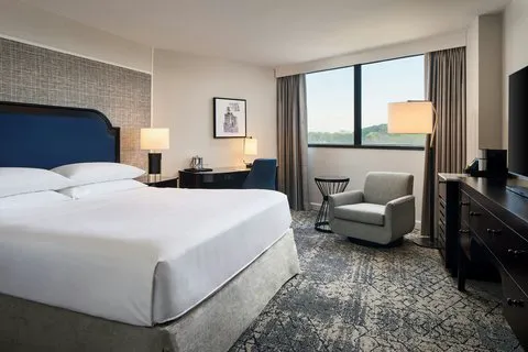 Sheraton Baltimore North Hotel 4