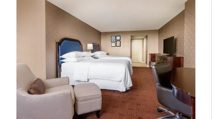 Sheraton Baltimore North Hotel 4