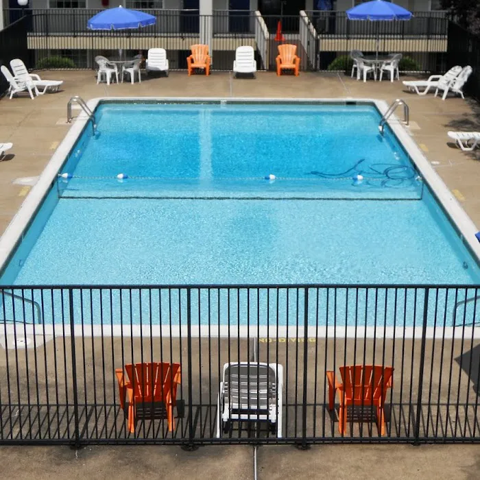 Days Inn by Wyndham Towson 4