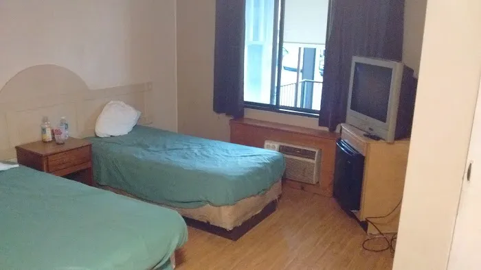 The Welcome Inn 4