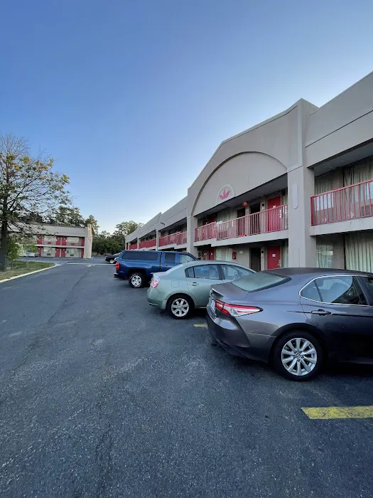 Ramada by Wyndham Baltimore West 4
