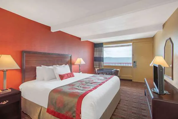 Ramada Limited Cockeysville 4