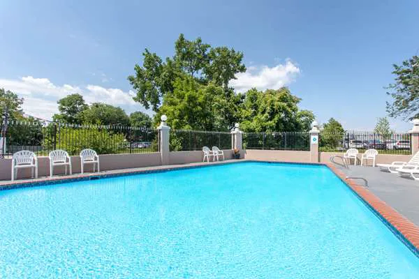 Ramada Limited Cockeysville 4