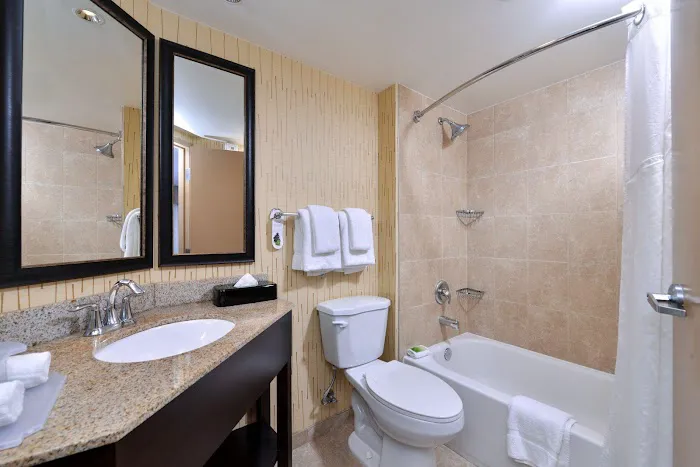 Holiday Inn Express Hunt Valley by IHG 5