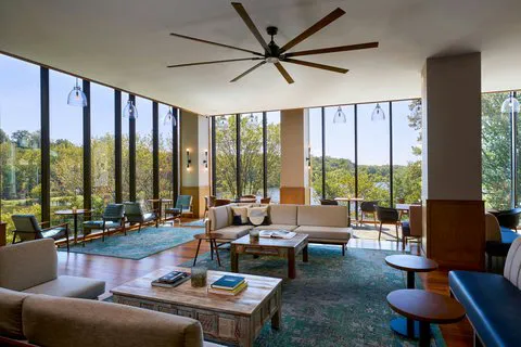 Merriweather Lakehouse, Autograph Collection 5