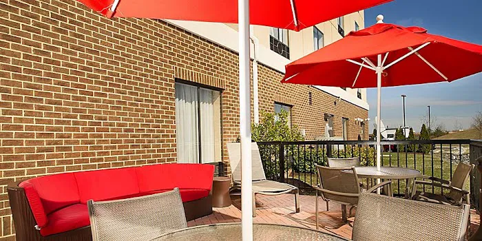 Holiday Inn Express & Suites Columbia East - Elkridge 5