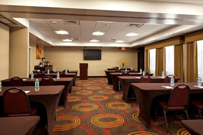 Best Western Plus Best WesternI Airport Hotel - Arundel Mills 4