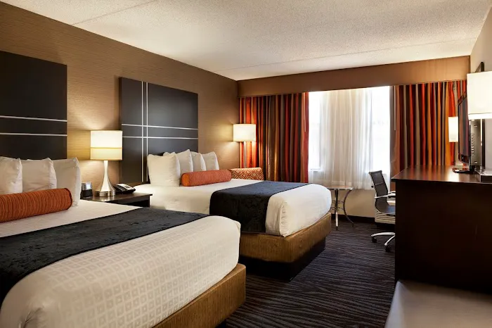 Best Western Plus Best WesternI Airport Hotel - Arundel Mills 4