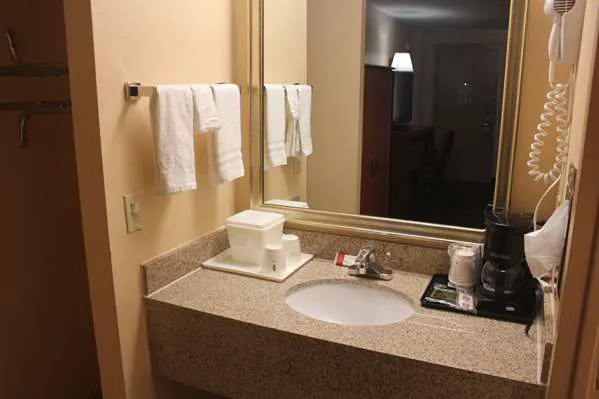 Super 8 by Wyndham Laurel 4