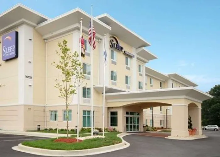 Sleep Inn & Suites 4