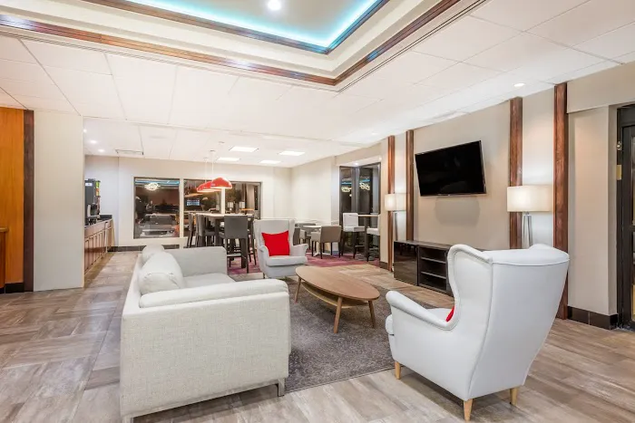 Ramada by Wyndham BWI Airport/Arundel Mills 4