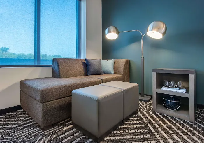 Hyatt House BWI Airport / Baltimore 5