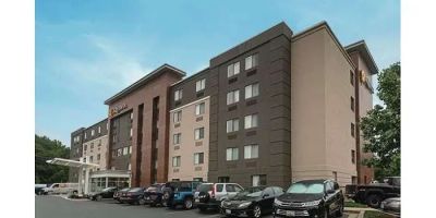 La Quinta Inn & Suites by Wyndham Baltimore BWI Airport