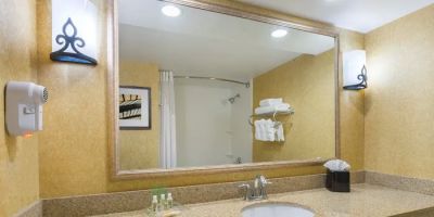 Holiday Inn Baltimore Bwi Airport by IHG