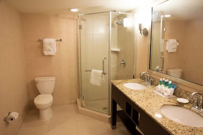 Holiday Inn Express Baltimore-Bwi Airport West by IHG 4