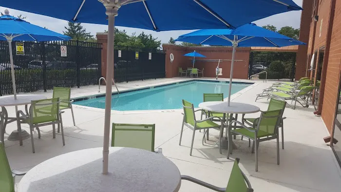 Holiday Inn Express Baltimore-Bwi Airport West by IHG 4