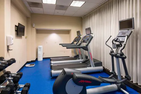 Fairfield Inn Laurel 4