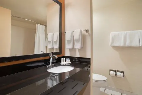 Fairfield Inn Laurel 4