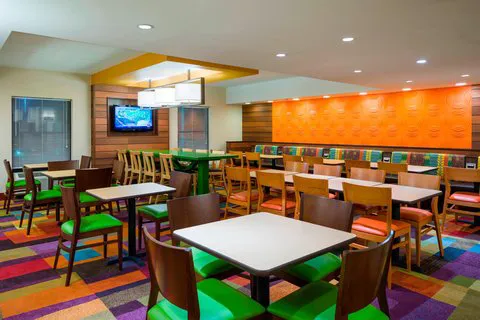 Fairfield Inn Laurel 4