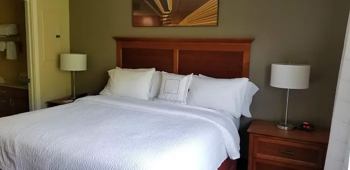 TownePlace Suites Baltimore BWI Airport 5